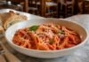 Trippa alla romana: ricetta tradizionale, storia e trucchi Trippa alla romana con pomodoro, pecorino e menta