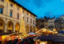Roma, torna l’Espresso Natale: in treno ai mercatini di Arezzo Roma, torna l’Espresso Natale: in treno ai mercatini di Arezzo